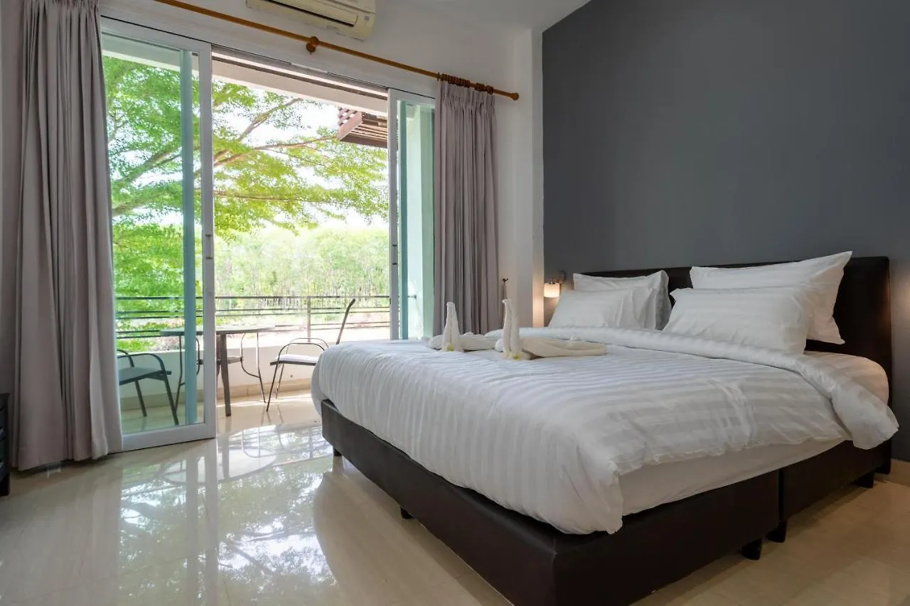 1Br Poolside Apartment, Long Beach, Lanta Sport Resort 109 Ko Lanta 0*,  タイ王国